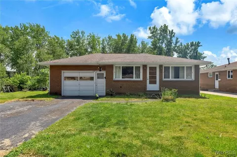 85 Pacific Ave, Lackawanna, NY 14218