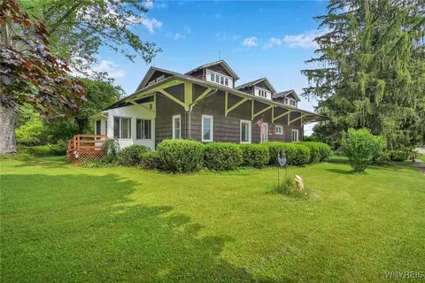 35 Whitney Ave, Amity, NY 14813