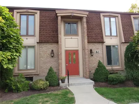 80 Groton Dr #4, Amherst, NY 14228
