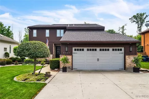 8325 Ziblut Ct, Niagara, NY 14304