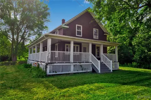 7495 Transit Rd, East Amherst, NY 14051