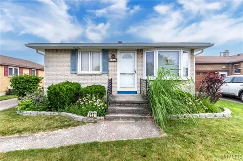 252 Poinciana Pkwy, Cheektowaga, NY 14225
