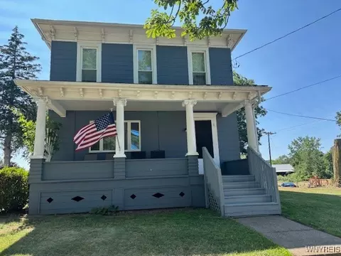 129 N Main St, Yates, NY 14098