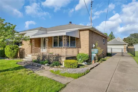 85 Warsaw St, Cheektowaga, NY 14206