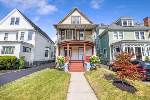48 Oakgrove Ave, Buffalo, NY 14208
