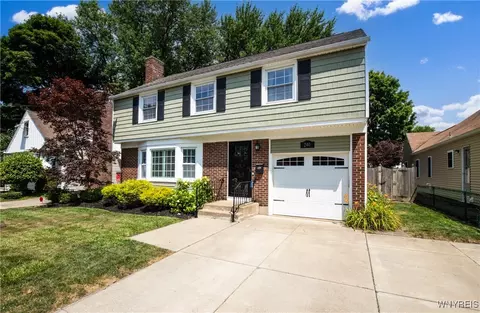 240 E Prospect Ave, Hamburg, NY 14075
