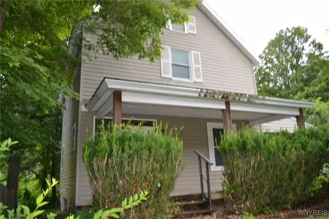352 Palmer St, Persia, NY 14070
