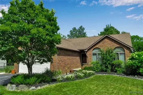 1705 Willow Woods, Alden, NY 14004