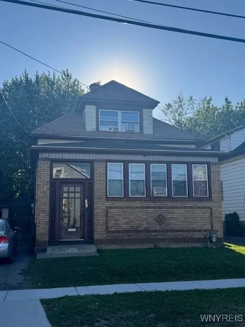 102 Freund St, Buffalo, NY 14215