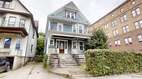 215 Baynes St, Buffalo, NY 14213