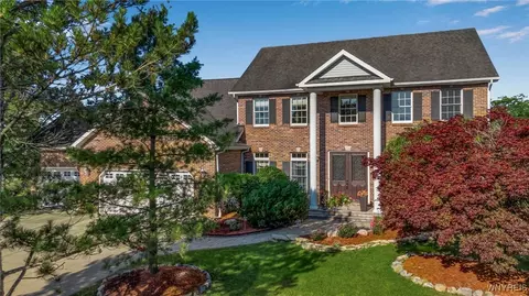 6330 Lakemont Ct, East Amherst, NY 14051