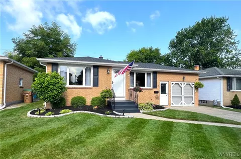 78 Theresa Dr, Cheektowaga, NY 14227