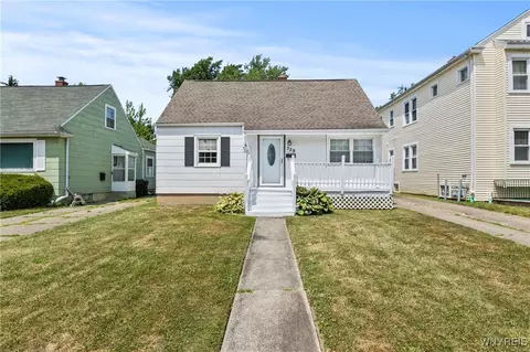 329 Hamilton Blvd, Kenmore, NY 14217