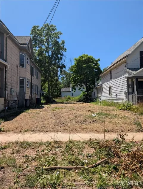 149 Arkansas St, Buffalo, NY 14213