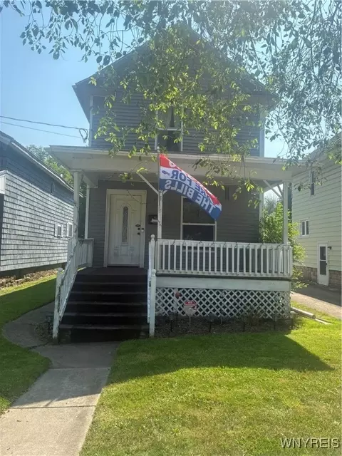 925 Church St, Shelby, NY 14103