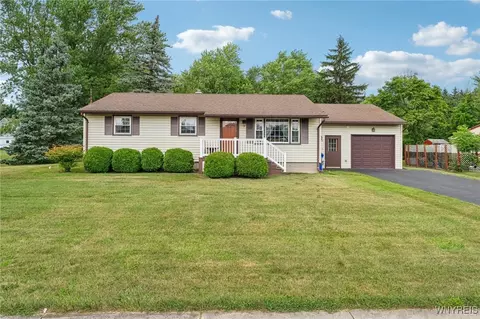 2873 Tallman St, Sanborn, NY 14132