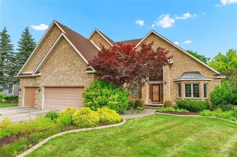 7149 Pendale Cir, Pendleton, NY 14120