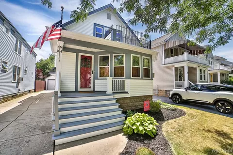 104 Shepard Ave, Kenmore, NY 14217