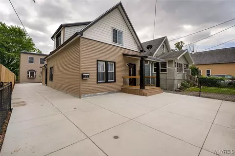 29 Melvin Pl, Buffalo, NY 14210