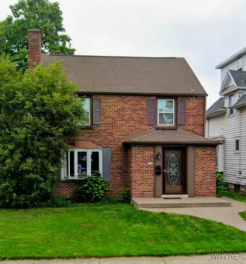 2722 Willow Ave, Niagara Falls, NY 14305