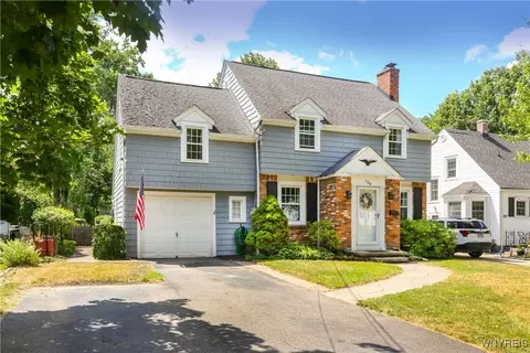 198 N Long St, Amherst, NY 14221