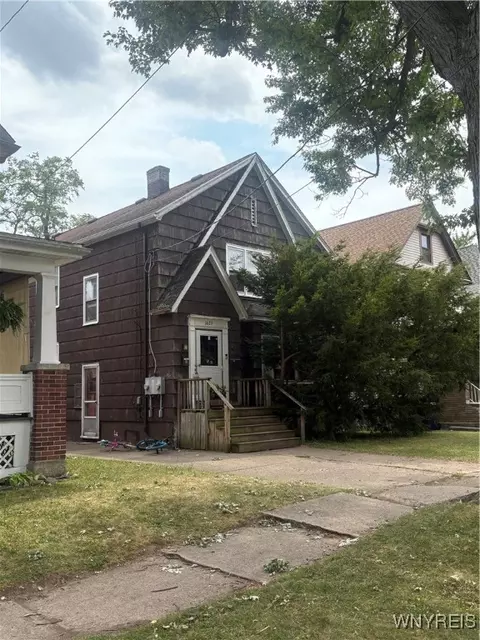 1623 Linwood Ave, Niagara Falls, NY 14305