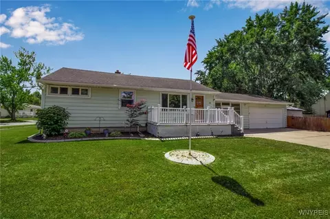 10 Coshway Pl, Tonawanda, NY 14150
