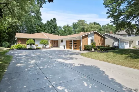 96 Klein Rd, Amherst, NY 14221