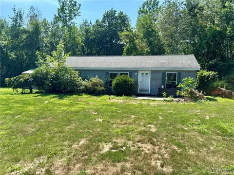 2645 Hess Rd, Appleton, NY 14008