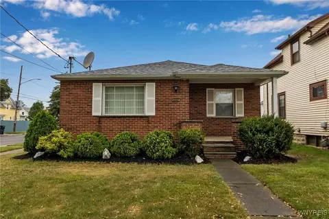 2902 Weston Ave, Niagara Falls, NY 14305