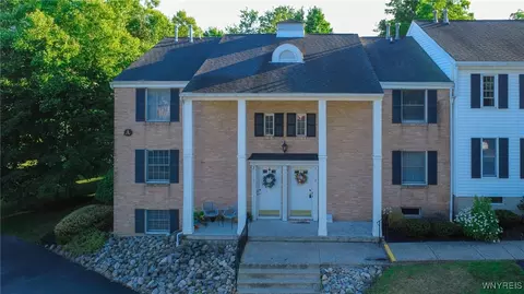 270 Buffalo Rd #4, Aurora, NY 14052