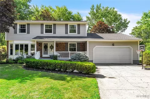 19 Countryside Ct, Amherst, NY 14221