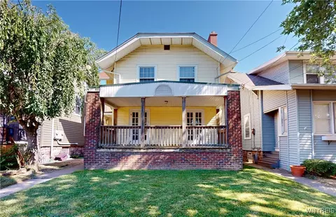 1146 Haeberle Ave, Niagara Falls, NY 14301