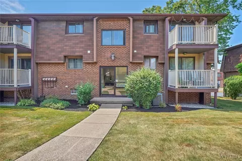 3924 Ridge Lea Rd #A, Amherst, NY 14228