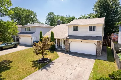 100 Sunset Ct, Amherst, NY 14228