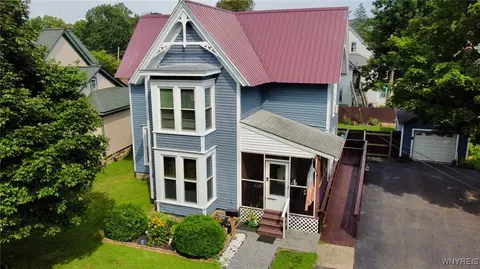 91 Jefferson St, New Albion, NY 14719
