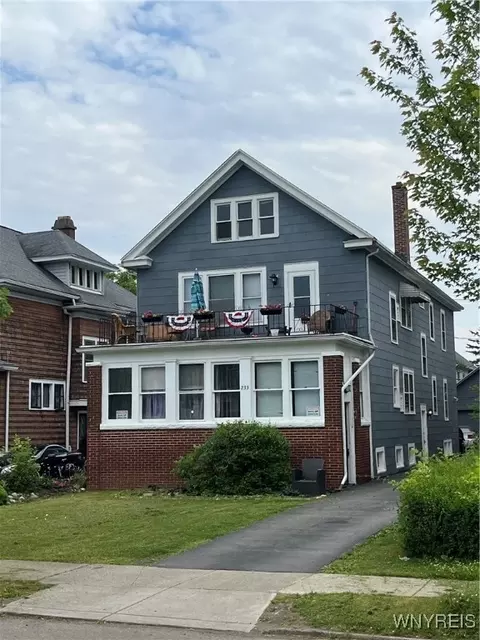 233 Minnesota Ave, Buffalo, NY 14215