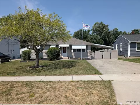 180 Burmon Dr, Orchard Park, NY 14127