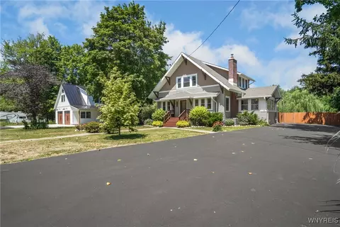 8701 Lake Rd, Somerset, NY 14012