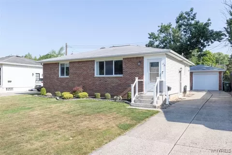 25 Domino Ct, Depew, NY 14043