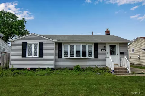 94 Saint Boniface Rd, Cheektowaga, NY 14225