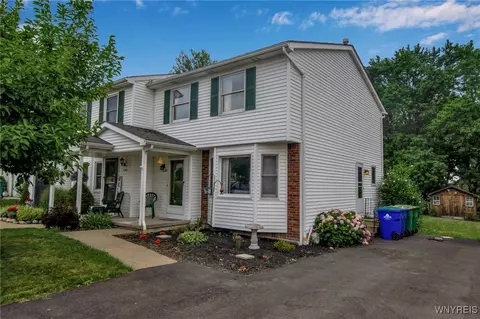 4180 Victorian Dr, Hamburg, NY 14075