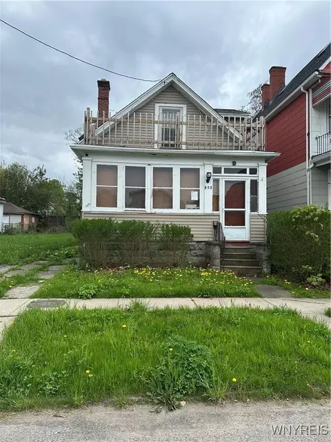 161 Dodge St, Buffalo, NY 14209