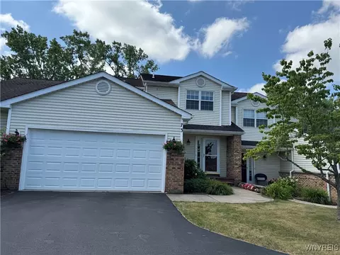73 Southwick Dr, Orchard Park, NY 14127