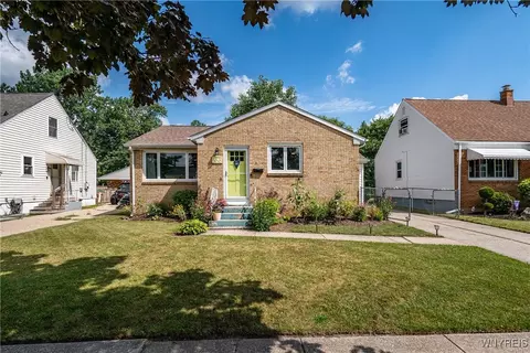 166 Mcnaughton Ave, Cheektowaga, NY 14225