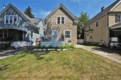 65 Deerfield Ave, Buffalo, NY 14215