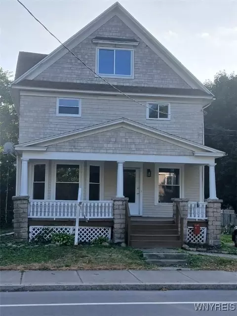 726 S Main St, Shelby, NY 14103