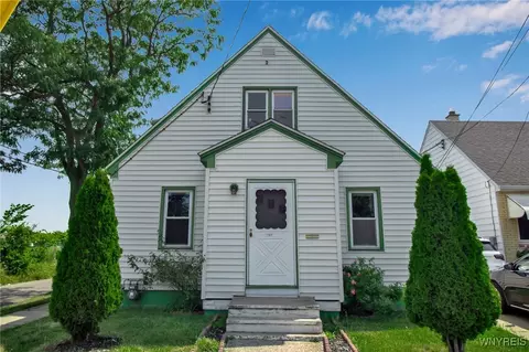 141 Page St, Buffalo, NY 14207
