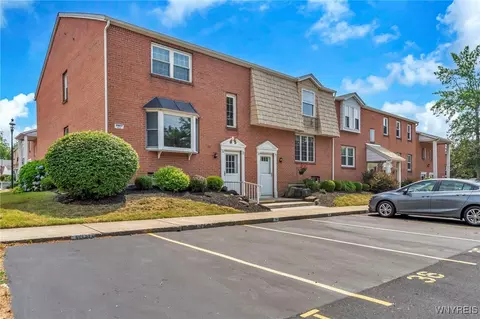 3907 Bowen Rd #35, Lancaster, NY 14086