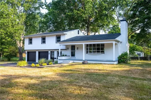145 Highland Ave, Orchard Park, NY 14127